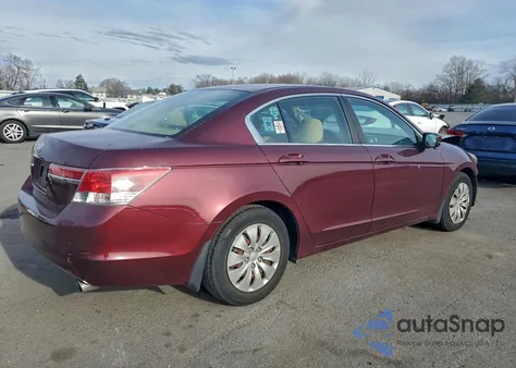2011 Honda Accord Lx z USA, uszkodzony, nr VIN 1HGCP2F39BA008747